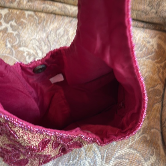 VINTAGE Gold and Red Beaded Hobo Bag - Picture 4 of 6